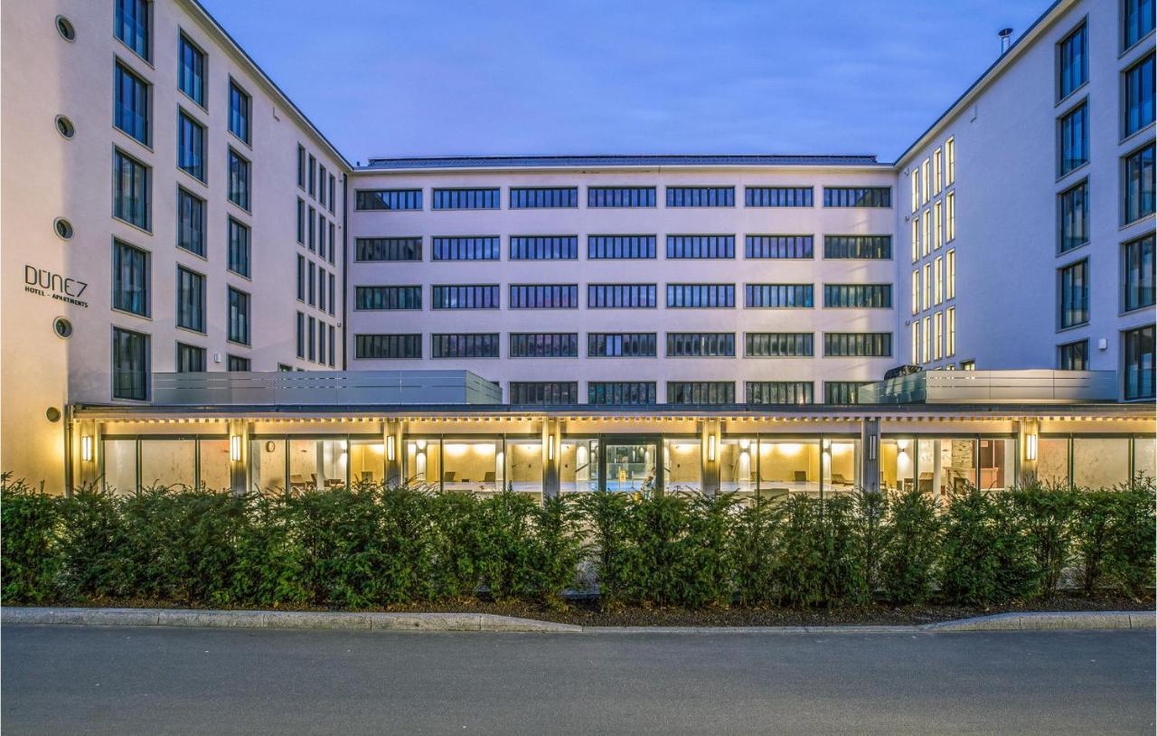 Pearl Apartment