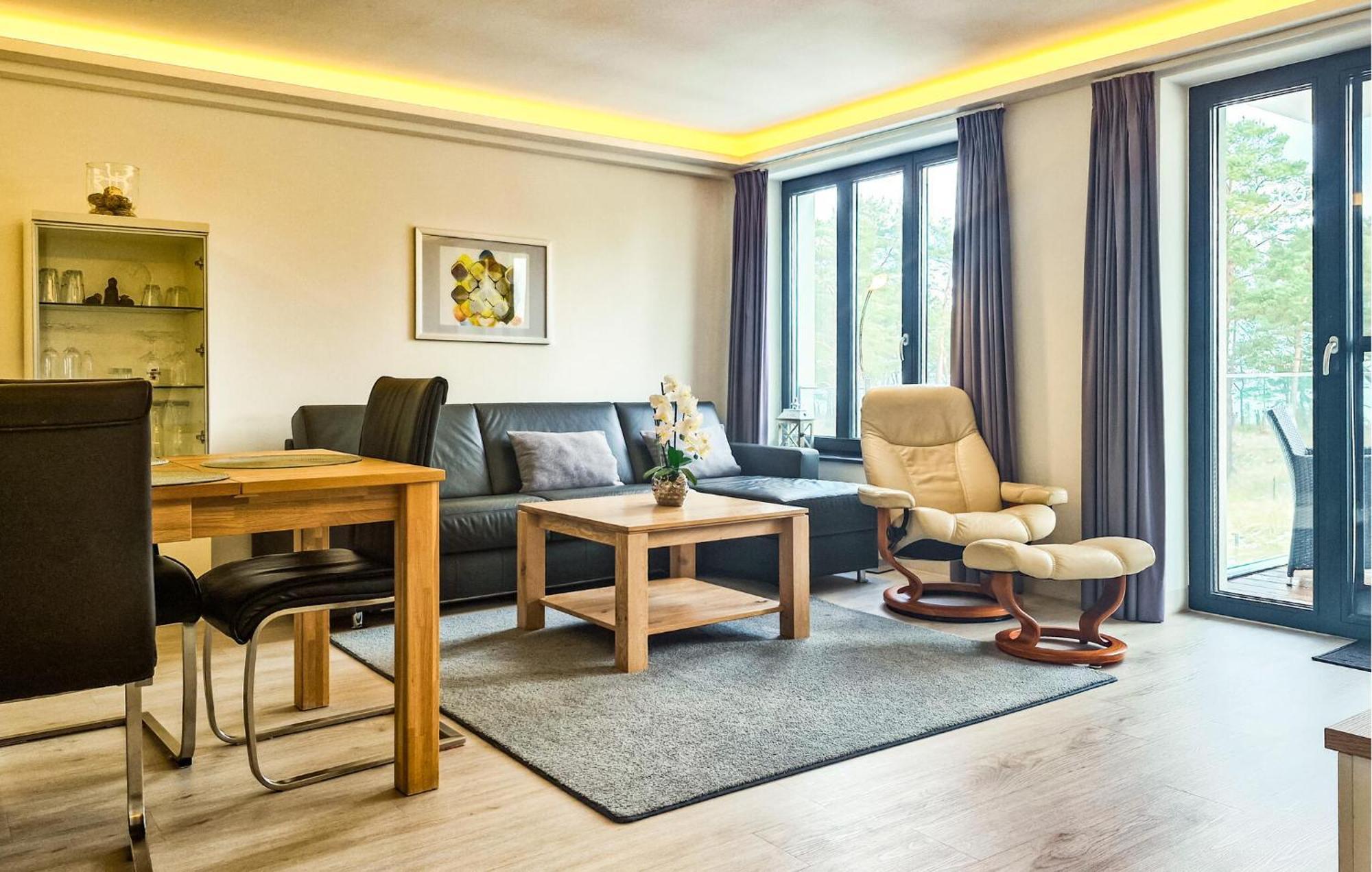 Pearl Apartment *